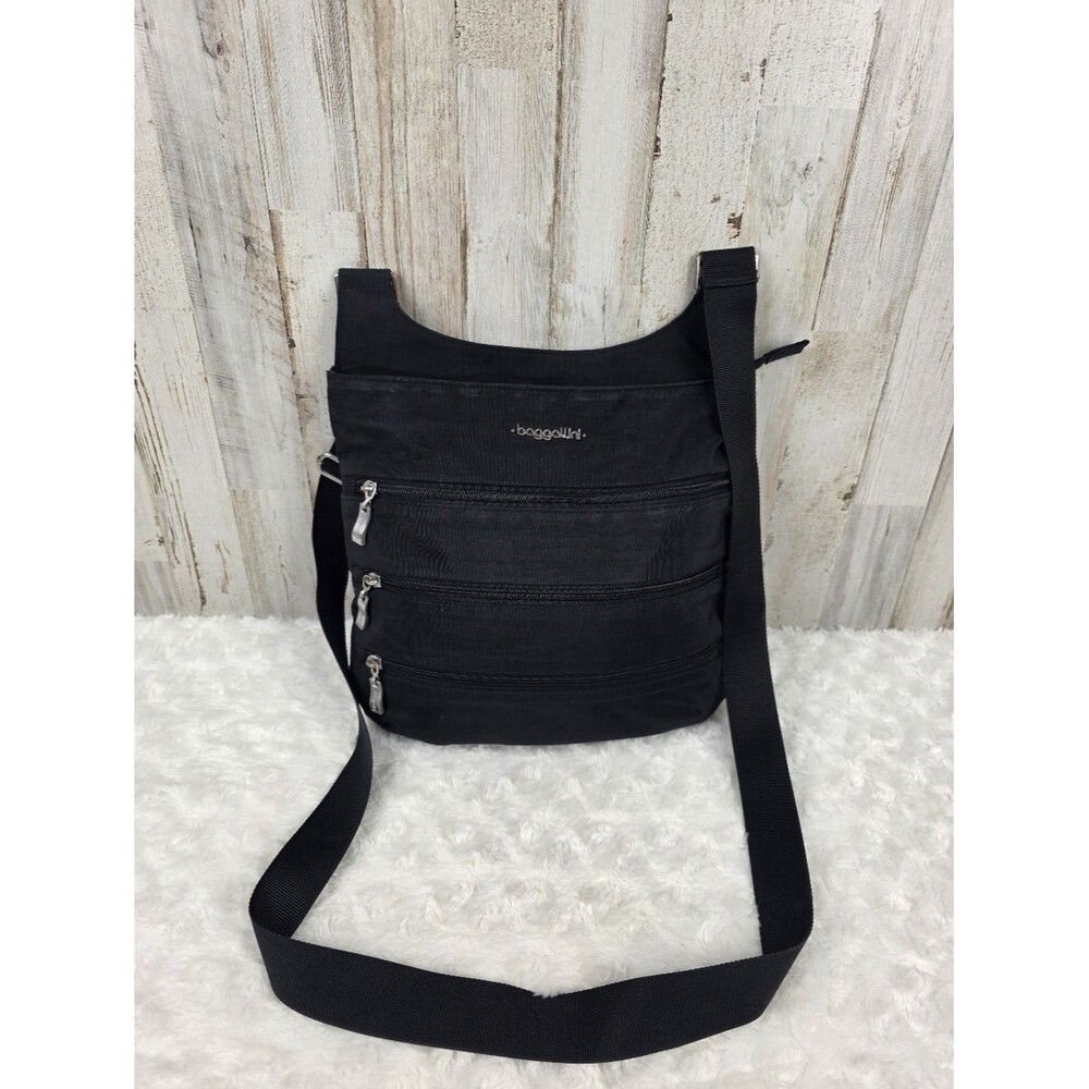 Baggallini Black Big Zipper Crossbody Bag